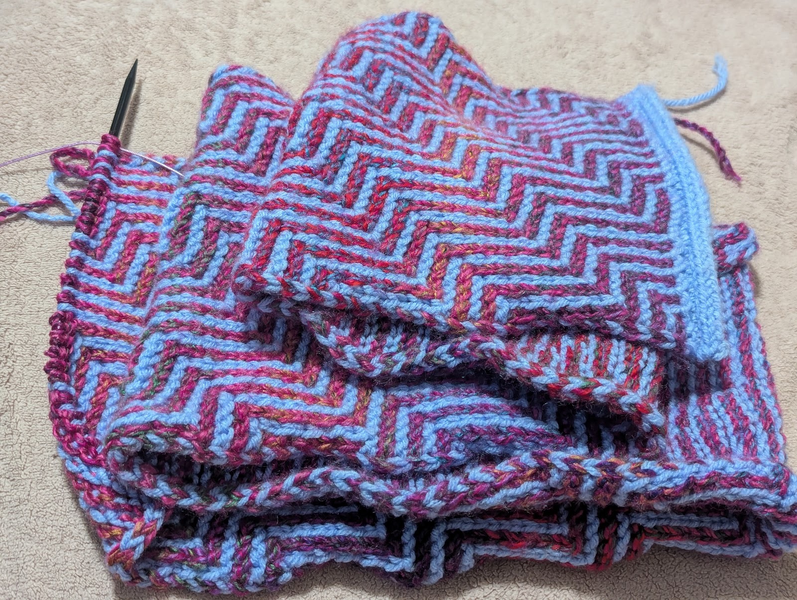 zigzag scarf in progress