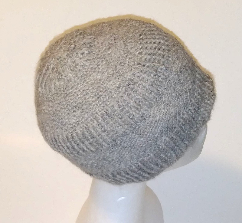 Morgan Beanie alpaca and polyester blend